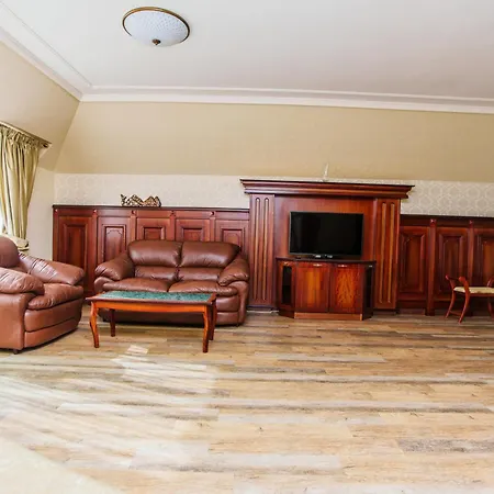 Aqua View Boutique Hotell 4*