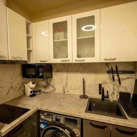 Aqua View Boutique Hotell 4*