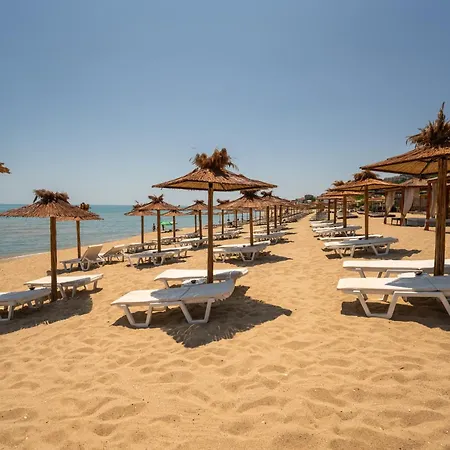 Aqua View Boutique Hotel 4*