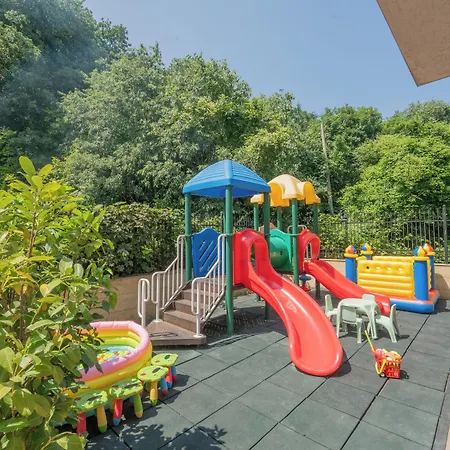 Aqua View Boutique 4*